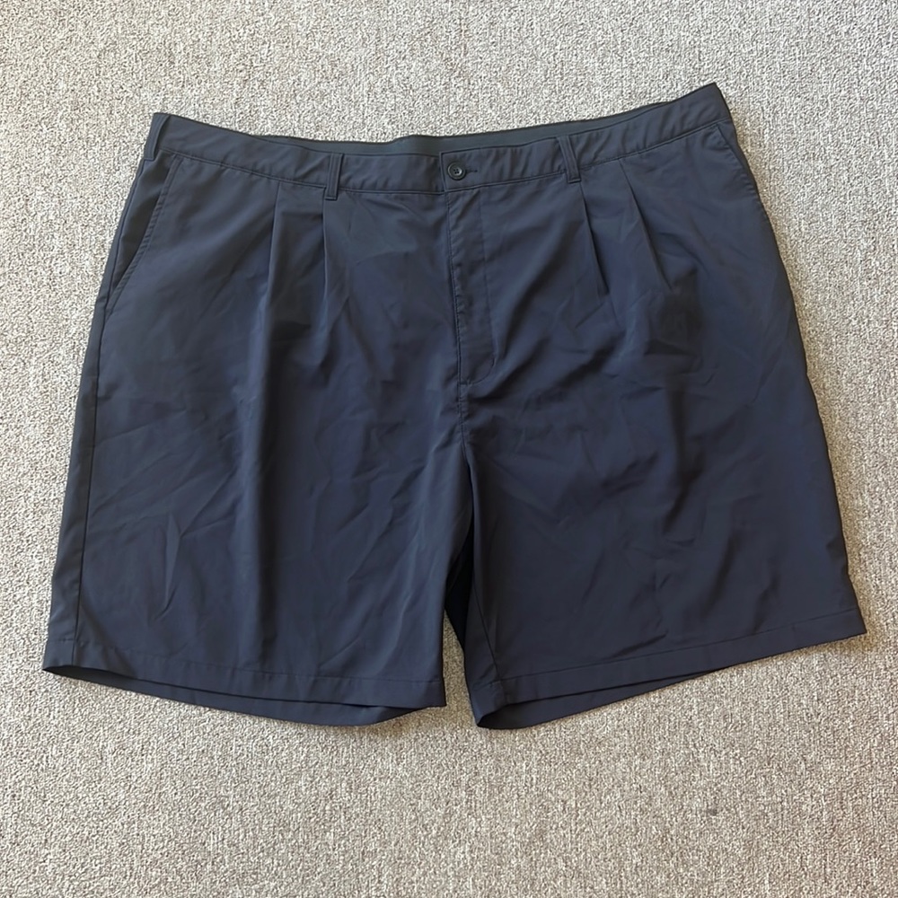 REEBOK SHORTS BLACK GOLF SIZE 54